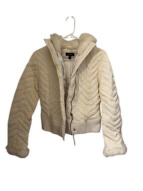 bebe Cream Quilted Faux-Fur Trim Puffer Jacket